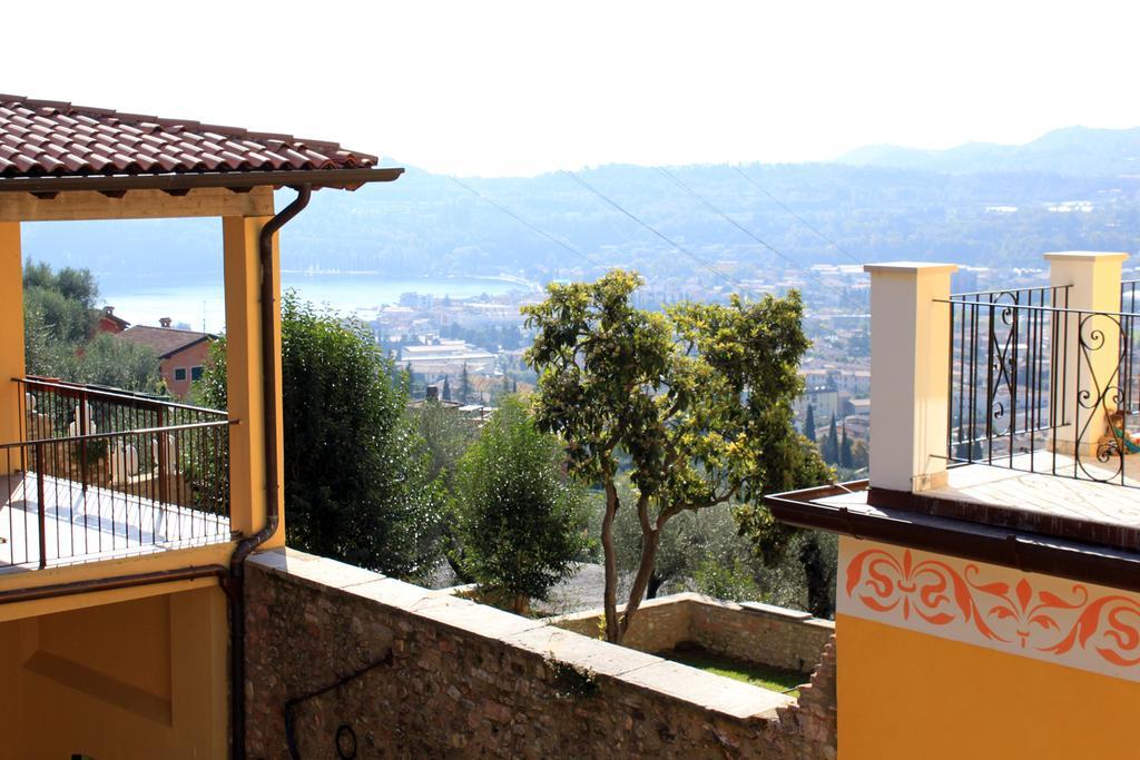 Tenuta Margherita Hostal Saló Exterior foto